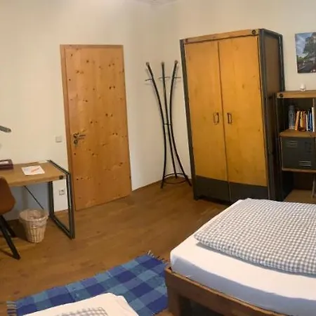 Doppelzimmer * Bensheim